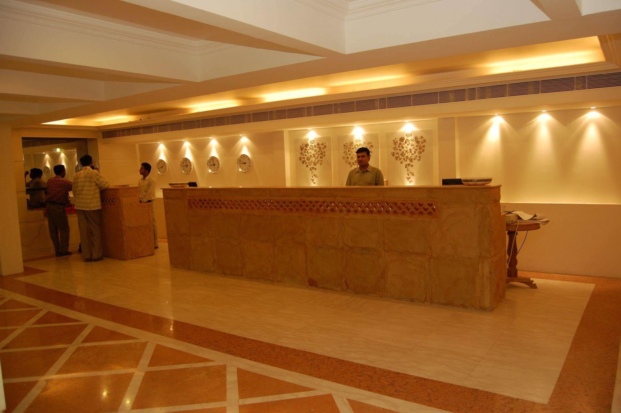 焦特布尔 Mapple Abhay Jodhpur酒店 外观 照片